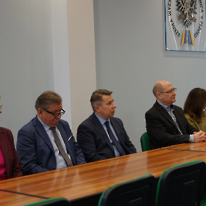 Dyplom Ukraińskiej Akademii Nauk Pedagogicznych dla prof. Zbigniewa Kruszewskiego