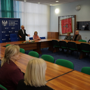 Dyplom Ukraińskiej Akademii Nauk Pedagogicznych dla prof. Zbigniewa Kruszewskiego