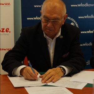  Podpisanie umowy na termomodernizację 24.09.2021 - kliknij, aby powiększyć