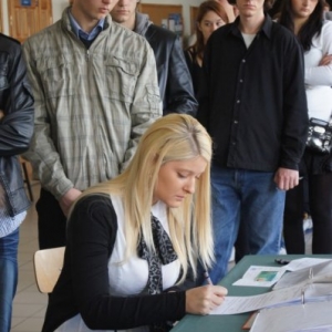  Inauguracja studentów I semestru (2012r.) w ramach projektu Akademia Rozwoju Kompetencji  - kliknij, aby powiększyć