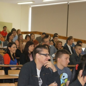  Inauguracja studentów I semestru (2012r.) w ramach projektu Akademia Rozwoju Kompetencji  - kliknij, aby powiększyć