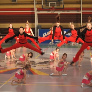 Zakończenie sezonu 2009/2010 - Zespół Taneczny SWPW Impresja - kliknij, aby powiększyć