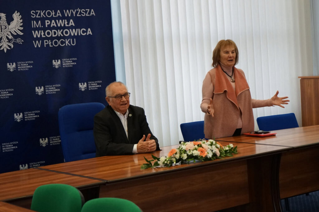 Prof. Sysojewa przemawia