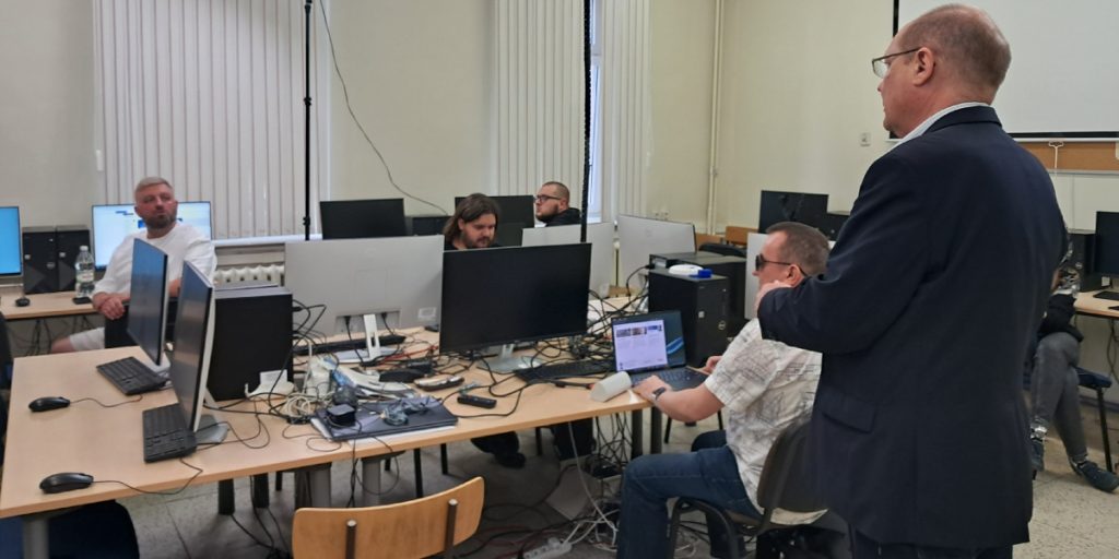 Zajęcia w pracowni komputerowej