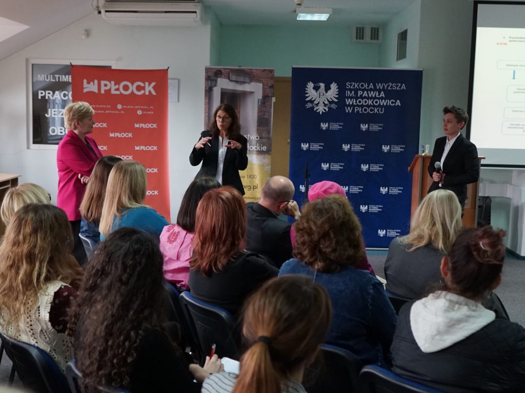 Przemawia dr hab. Justyna Kusztal, prof. UJ