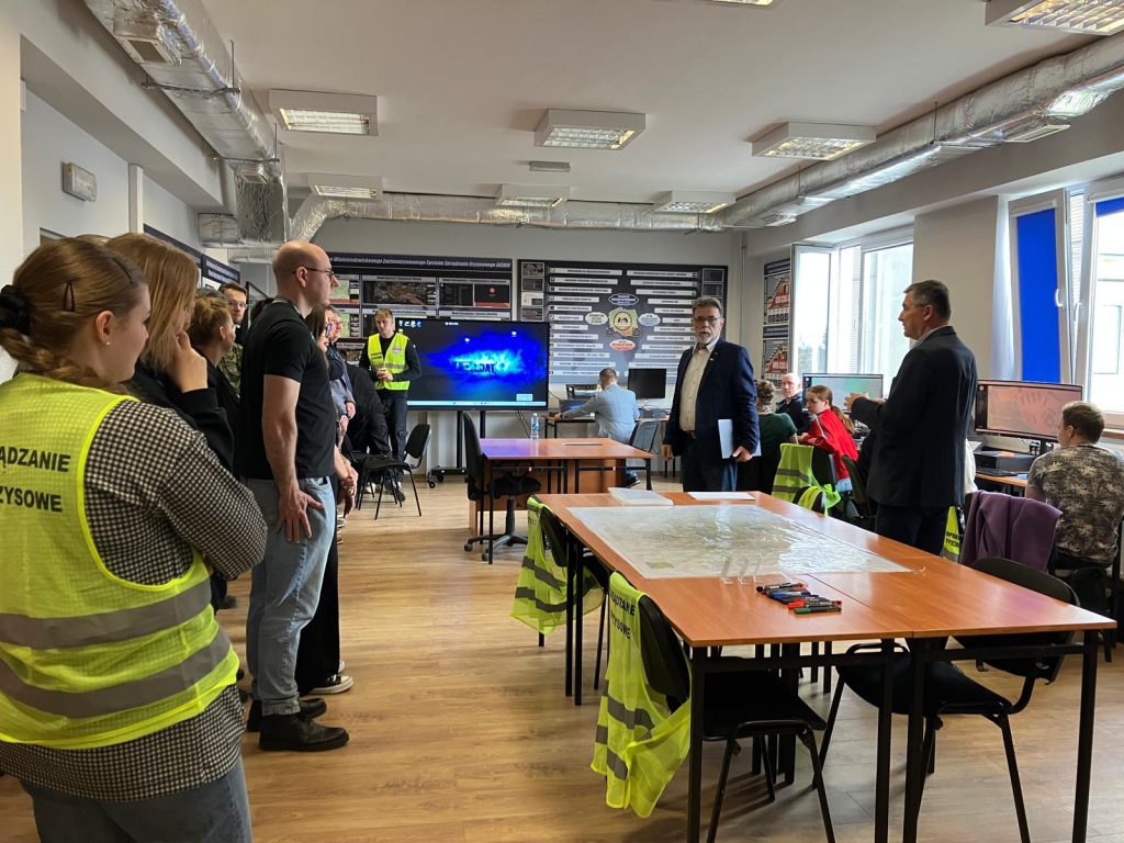 Studenci podczas ćwiczeń