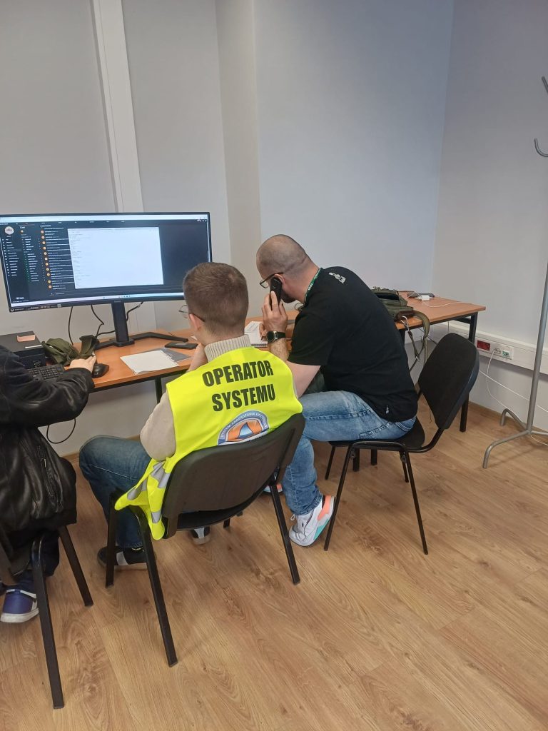 Studenci podczas ćwiczeń