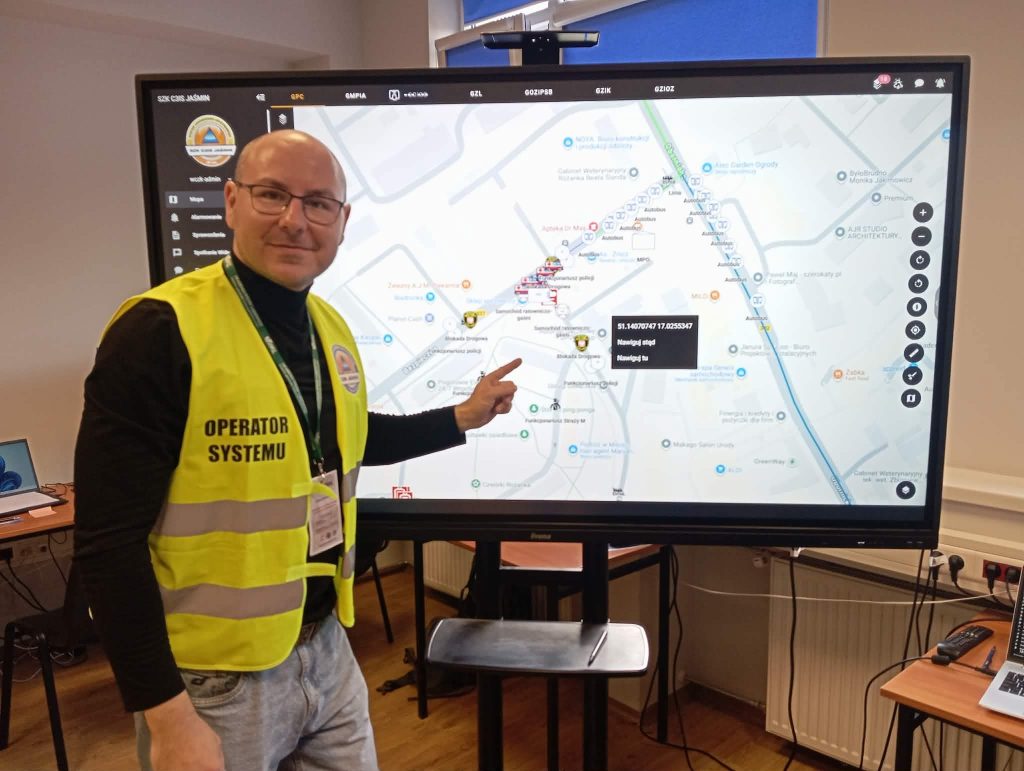 Studenci podczas ćwiczeń