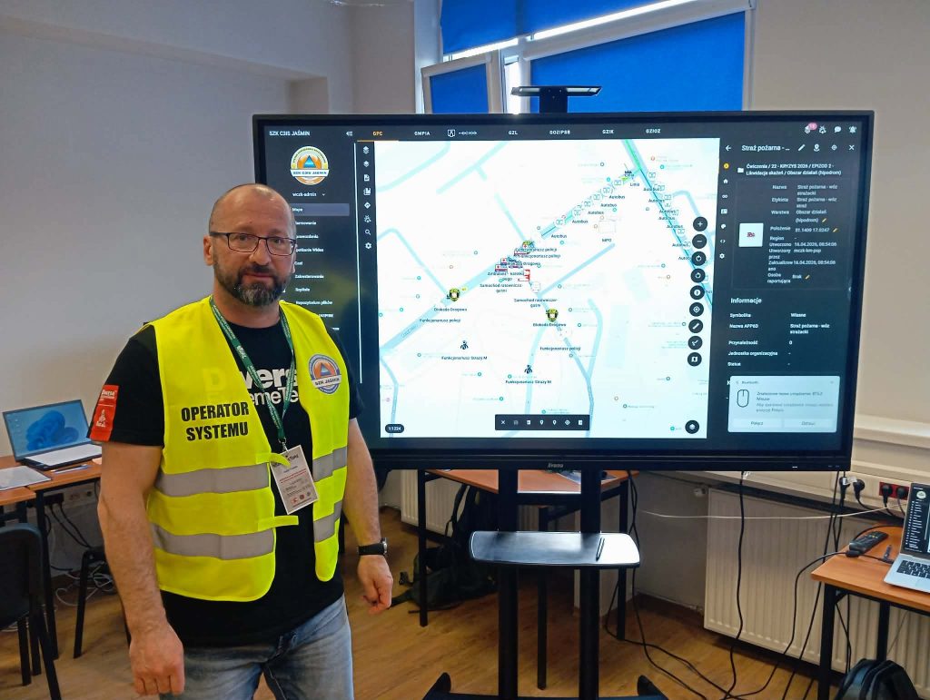 Studenci podczas ćwiczeń